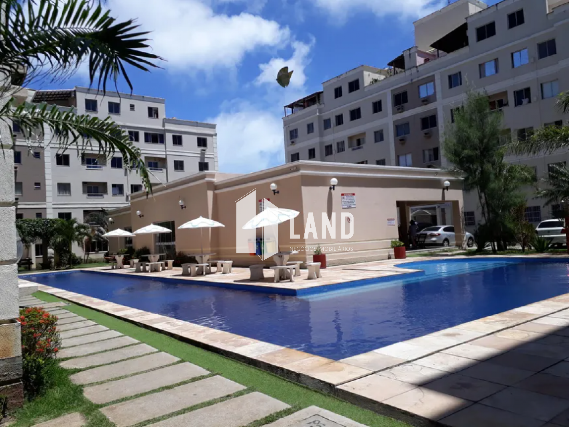 Cobertura com Terraço a 3 Min da Praia do Futuro – 2 Quartos, Lazer Completo e Muito Conforto!