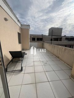 Cobertura com Terraço a 3 Min da Praia do Futuro – 2 Quartos, Lazer Completo e Muito Conforto!