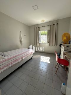 Casa no Bairro Primavera, próximo à Ponte da primavera, bem localizado. Com 550 metros área total, com 04 quartos quartos e 02 banheiros,02 salas, quintal super ampla.