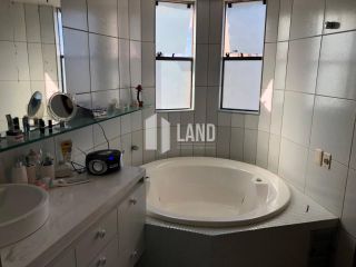 APARTAMENTO COM 3 SUÍTES, LAVABO, CLOSET, 3 VAGAS, DEPENDÊNCIA COM BANHEIRO, PISCINA, ACADEMIA, SALÃO DE FESTAS, CAMPINHO DE FUTEBOL, PLAYGROUND, 153M2, R$ 850.000 - LUCIANO CAVALCANTE - FORTALEZA/CE