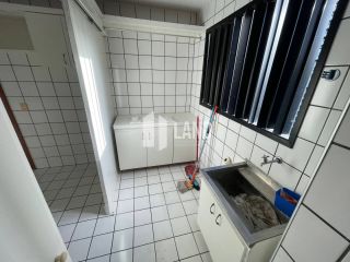 Apartamento à venda no Meireles – Vista Mar e Localização Privilegiada - Por R$ 950.000,00