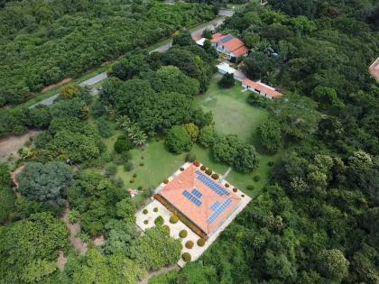 Sítio na Usina Santana com 04 suites e Energia Solar