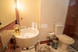 APARTAMENTO A VENDA EM LOCALIZAÇÃO ÍMPAR NO GUARARAPES - POR R$ 1.690.000,00