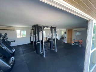 OPORTUNIDADE ÍMPAR NO GUARARAPES - APTO COM 164m² - 3 SUÍTES - VARANDA GOURMET - POR R$ 1.320.000,00