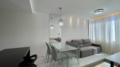 Apartamento Mobiliado Á Venda Na Zona Leste
