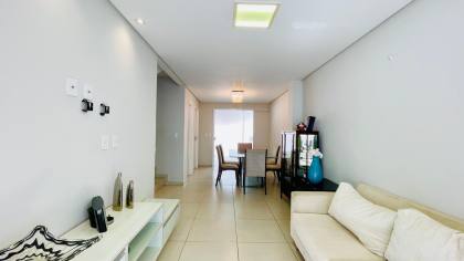 Casa Duplex em Condomínio fechado na Zona Leste