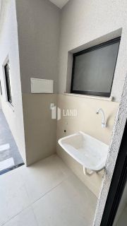Casa Para Vender com 3 quartos 1 suítes no bairro Urucunema em Eusébio