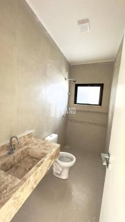 Casa Para Vender com 3 quartos 1 suítes no bairro Urucunema em Eusébio