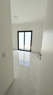 Casa Para Vender com 3 quartos 1 suítes no bairro Urucunema em Eusébio