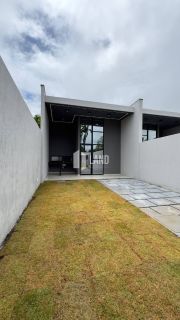 Casa Para Vender com 3 quartos 1 suítes no bairro Urucunema em Eusébio
