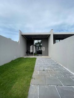 Casa Para Vender com 3 quartos 1 suítes no bairro Urucunema em Eusébio