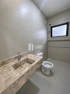 Casa Para Vender com 3 quartos 1 suítes no bairro Urucunema em Eusébio