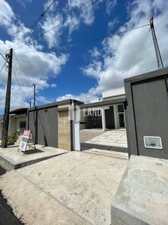 Casa Para Vender com 3 quartos 3 suítes no bairro Sao Bento em Fortaleza