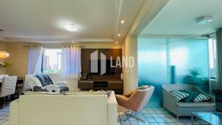 Apartamento Próximo À Av. Marechal Castelo Branco Com 175m²