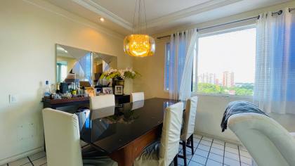 Apartamento Próximo À Av. Marechal Castelo Branco Com 175m²