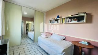 Apartamento Próximo À Av. Marechal Castelo Branco Com 175m²