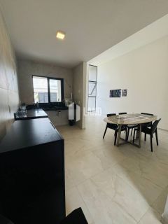 Casa Para Vender com 3 quartos 2 suítes no bairro Encantada em Eusébio