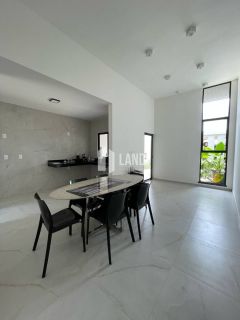 Casa Para Vender com 3 quartos 2 suítes no bairro Encantada em Eusébio