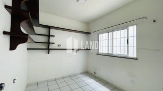 CASA EM CONDOMINIO À VENDA PROXIMO A AV. JOAO XXVIII