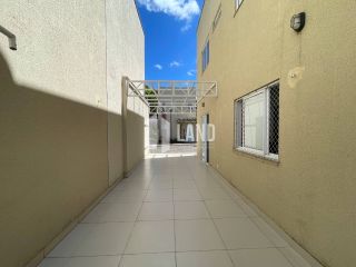 CASA EM CONDOMINIO À VENDA PROXIMO A AV. KENNEDY