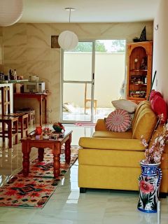Casa duplex no loteamento Varandas Terra Brasilis com 4 suítes, 4 vagas, lavabo, cozinha americana, quintal, clube com lazer completo, casa 130m2 - Terreno 150m2 (6x25) - R$ 590.000 - Aquiraz/CE