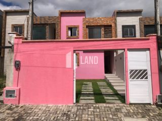 Casa duplex no loteamento Varandas Terra Brasilis com 4 suítes, 4 vagas, lavabo, cozinha americana, quintal, clube com lazer completo, casa 130m2 - Terreno 150m2 (6x25) - R$ 590.000 - Aquiraz/CE
