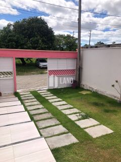 Casa duplex no loteamento Varandas Terra Brasilis com 4 suítes, 4 vagas, lavabo, cozinha americana, quintal, clube com lazer completo, casa 130m2 - Terreno 150m2 (6x25) - R$ 590.000 - Aquiraz/CE