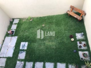 Casa duplex no loteamento Varandas Terra Brasilis com 4 suítes, 4 vagas, lavabo, cozinha americana, quintal, clube com lazer completo, casa 130m2 - Terreno 150m2 (6x25) - R$ 590.000 - Aquiraz/CE