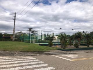 Casa duplex no loteamento Varandas Terra Brasilis com 4 suítes, 4 vagas, lavabo, cozinha americana, quintal, clube com lazer completo, casa 130m2 - Terreno 150m2 (6x25) - R$ 590.000 - Aquiraz/CE