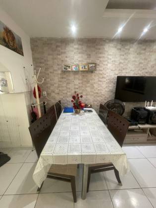 CASA EM CONDOMÍNIO FECHADO COM 3 QUARTOS POR 369 MIL - ITAPERI, FORTALEZA - CE