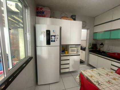 CASA EM CONDOMÍNIO FECHADO COM 3 QUARTOS POR 369 MIL - ITAPERI, FORTALEZA - CE