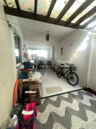 CASA EM CONDOMÍNIO FECHADO COM 3 QUARTOS POR 369 MIL - ITAPERI, FORTALEZA - CE