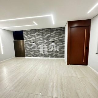CASA PLANA NA CIDADE ALPHA - R$ 1.150.000,00 / OPORTUNIDADE