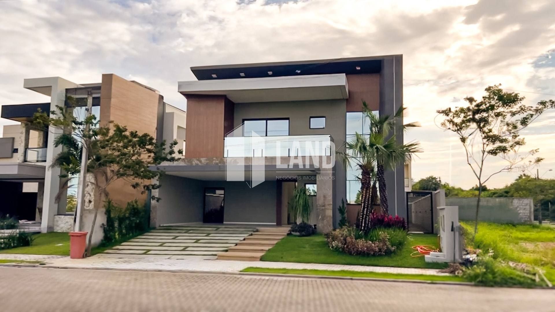 DUPLEX À VENDA TERRAS ALPHAVILLE - CIDADE ALPHA - R$ 1.850.000,00