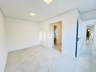 DUPLEX À VENDA TERRAS ALPHAVILLE - CIDADE ALPHA - R$ 1.850.000,00