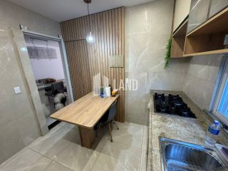 Casa de Condomínio Para Vender com 3 quartos 2 suítes no bairro Lagoa Redonda em Fortaleza