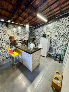 Casa de Condomínio Para Vender com 3 quartos 2 suítes no bairro Lagoa Redonda em Fortaleza