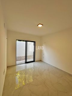 Casa com 3 quartos e 02 suítes no  Eusébio