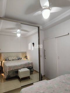 Apartamento Semi-Mobiliado com 2 Suítes em Messejana