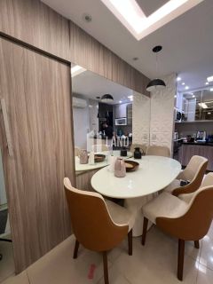 Apartamento Semi-Mobiliado com 2 Suítes em Messejana