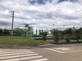 Casa Plana no Loteamento Varandas Terra Brasilis com 4 quartos (2 suítes), 4 vagas, 2 banheiros sociais, 2 cozinhas americana, quintal, clube com lazer completo, Casa 124m2 - Lote 298m2 - R$ 3.000 (mês) - Aquiraz/CE.