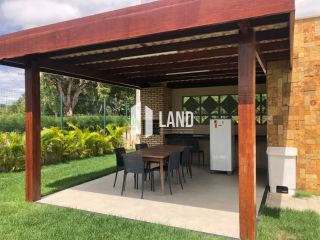 Casa Plana no Loteamento Varandas Terra Brasilis com 4 quartos (2 suítes), 4 vagas, 2 banheiros sociais, 2 cozinhas americana, quintal, clube com lazer completo, Casa 124m2 - Lote 298m2 - R$ 3.000 (mês) - Aquiraz/CE.