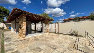 Casa duplex com 4 dormitórios na Zona Leste