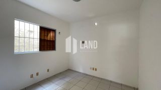 Casa duplex com 4 dormitórios na Zona Leste