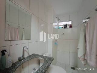Apartamento térreo em condomínio fechado no Cristo Rei