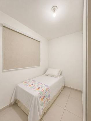 Apartamento térreo, de 77m² com 3 quartos no Bairro Cristo Rei