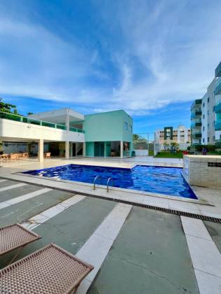 Apartamento térreo, de 77m² com 3 quartos no Bairro Cristo Rei