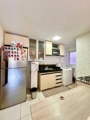 Apartamento térreo, de 77m² com 3 quartos no Bairro Cristo Rei