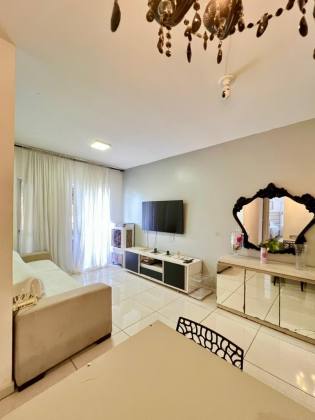 Apartamento térreo, de 77m² com 3 quartos no Bairro Cristo Rei