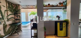 COBERTURA PLANA ESPETACULAR COM 5 SUÍTES E PISCINA PRIVATIVA !